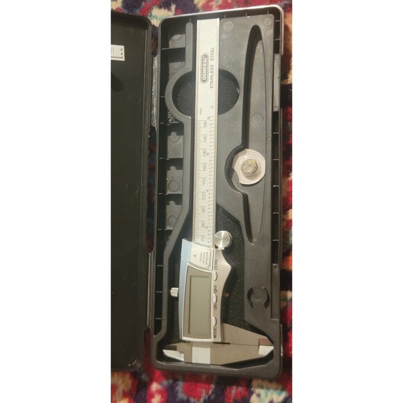 General Digital Fractional Caliper w Extra-Large LCD Screen 3 Mode Display 6-In - Picture 10 of 16